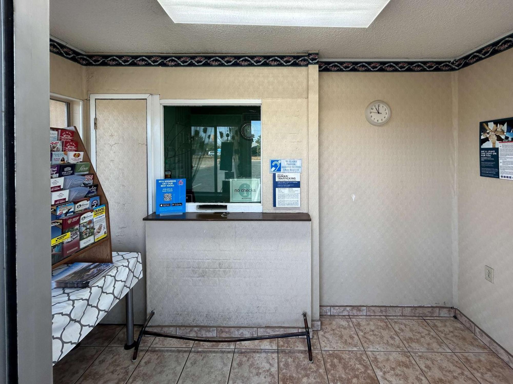 Motel 6 Selma, Ca Dış mekan fotoğraf