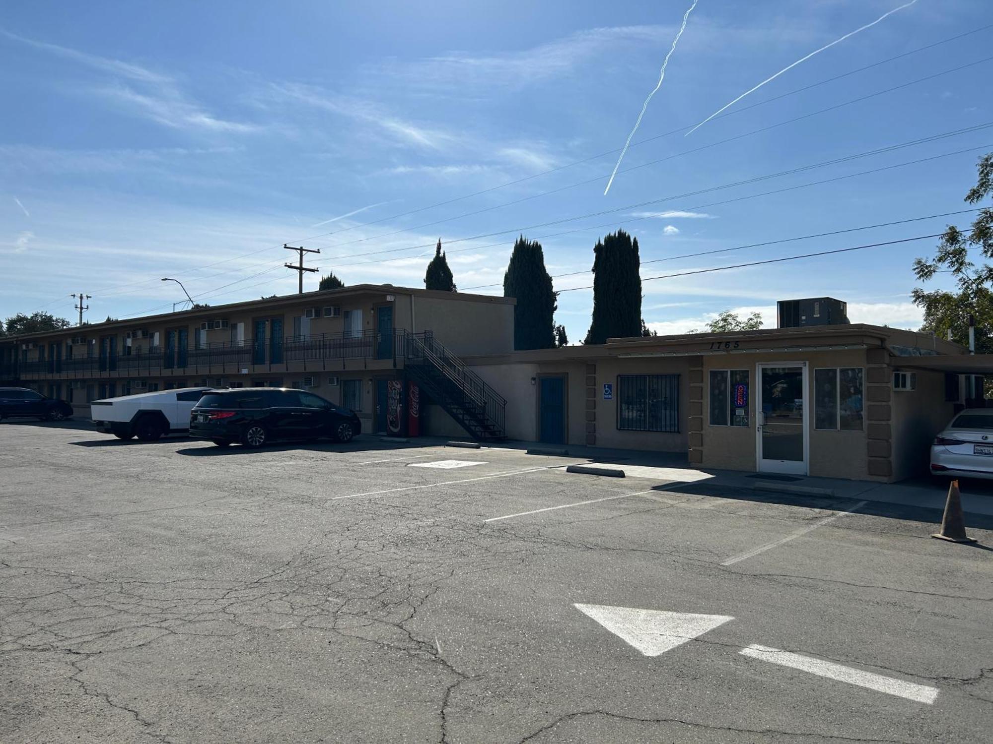 Motel 6 Selma, Ca Dış mekan fotoğraf